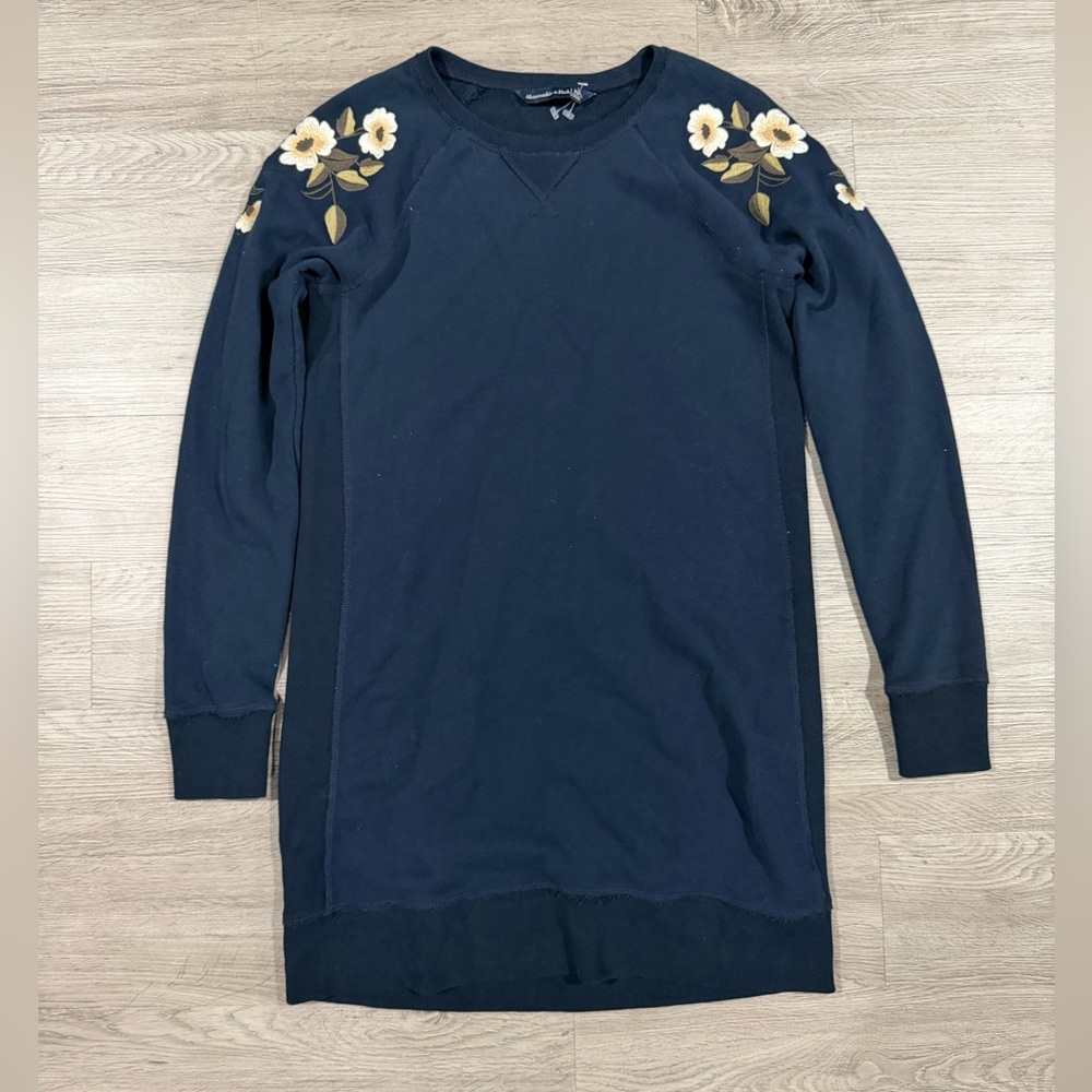 Abercrombie & Fitch Navy‎ Blue Dress with Floral Embroidery